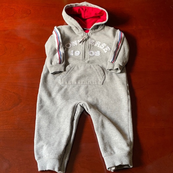 Converse onesie size 18M - Picture 2 of 13